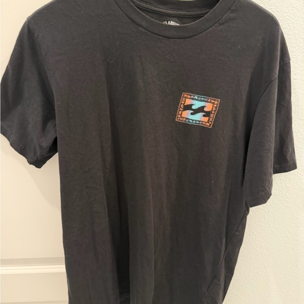 Billabong Black Tee with wave Logo Print